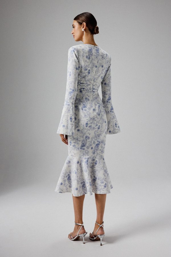 SALMA Fluted Sleeve Longline Fishtail Midi Dress In Blue Porcelain Print - Image 4